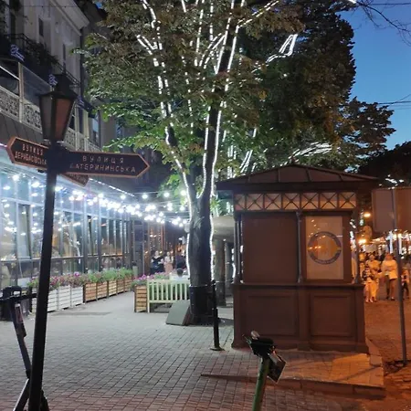 Квартира На Дерибасовcкой Odesa Exterior photo