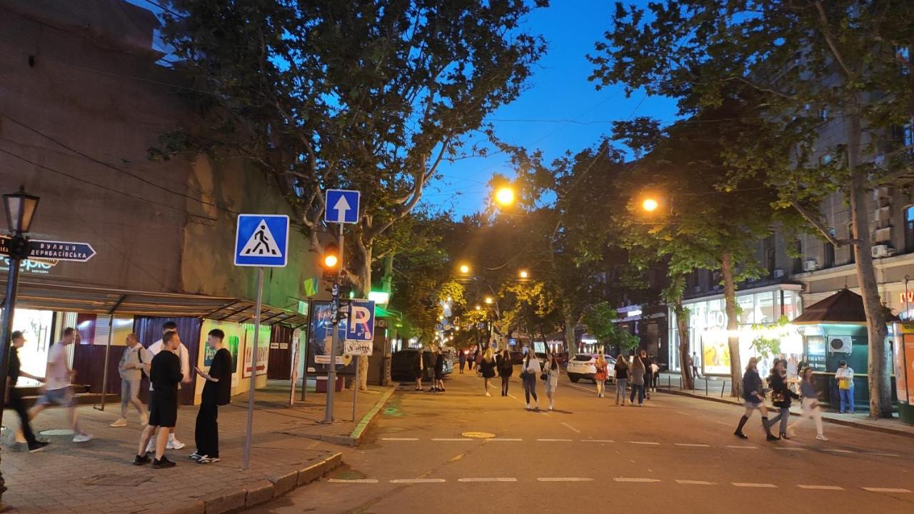 на дерибасовcкой Apartment Odesa