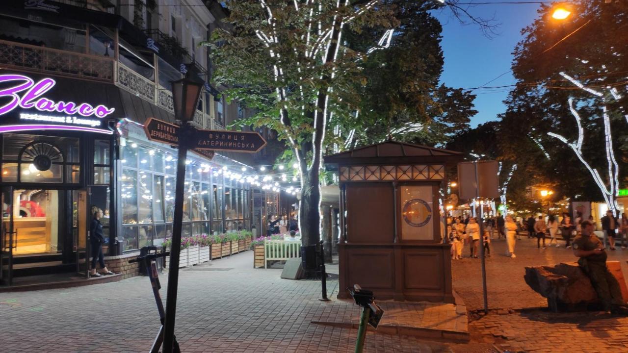 Apartment на дерибасовcкой *